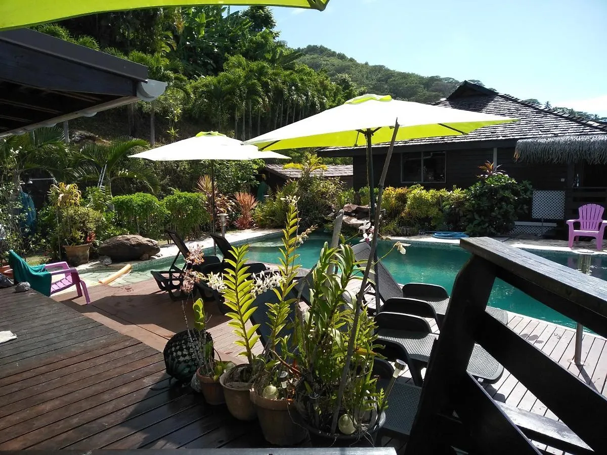 Tehuarupe Surf Studios Haapiti Apartment