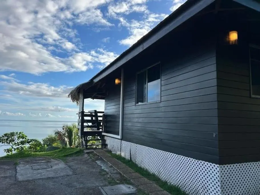 Tehuarupe Surf Studios Haapiti 0*,  French Polynesia