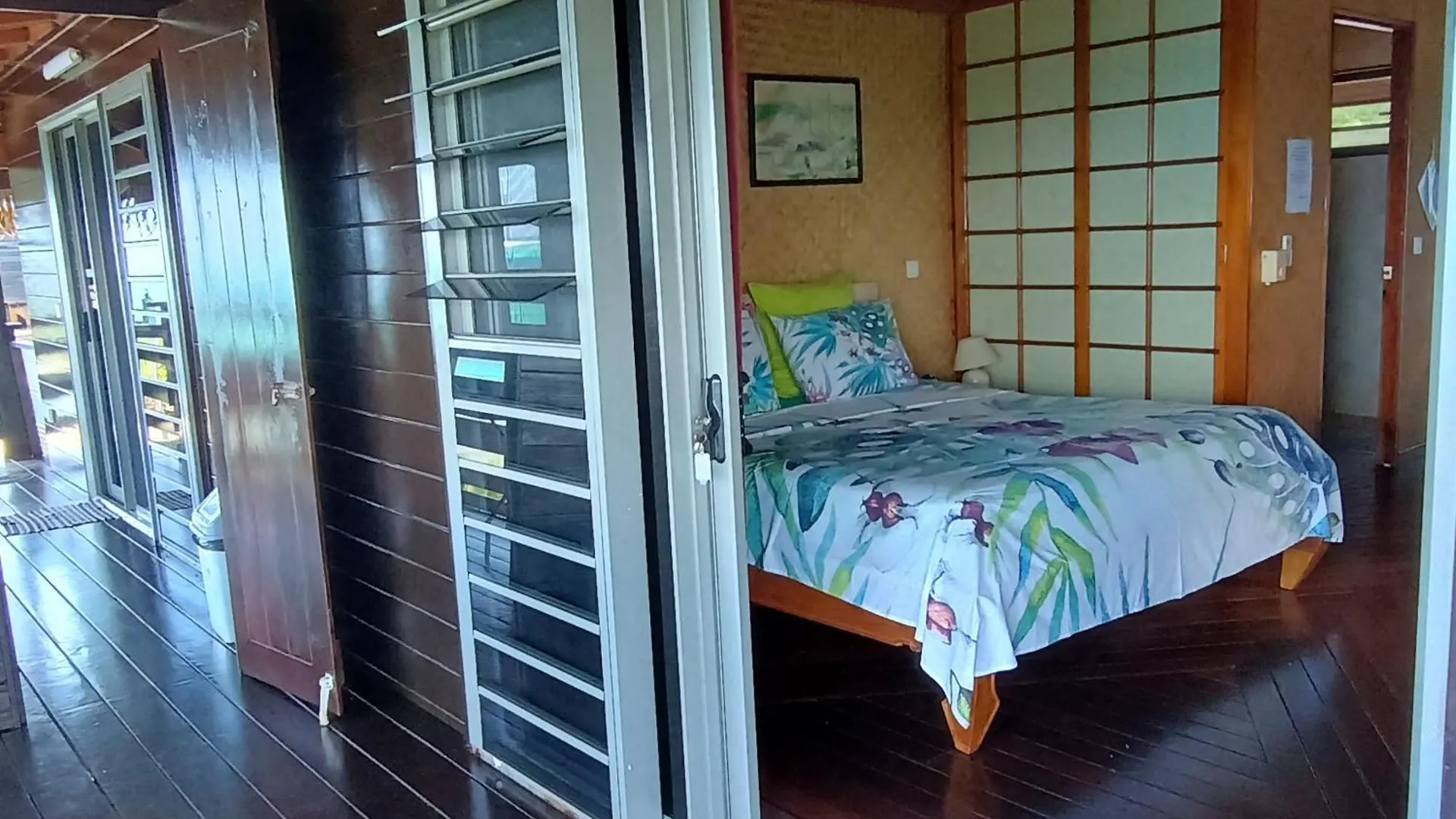 Tehuarupe Surf Studios Haapiti Apartment